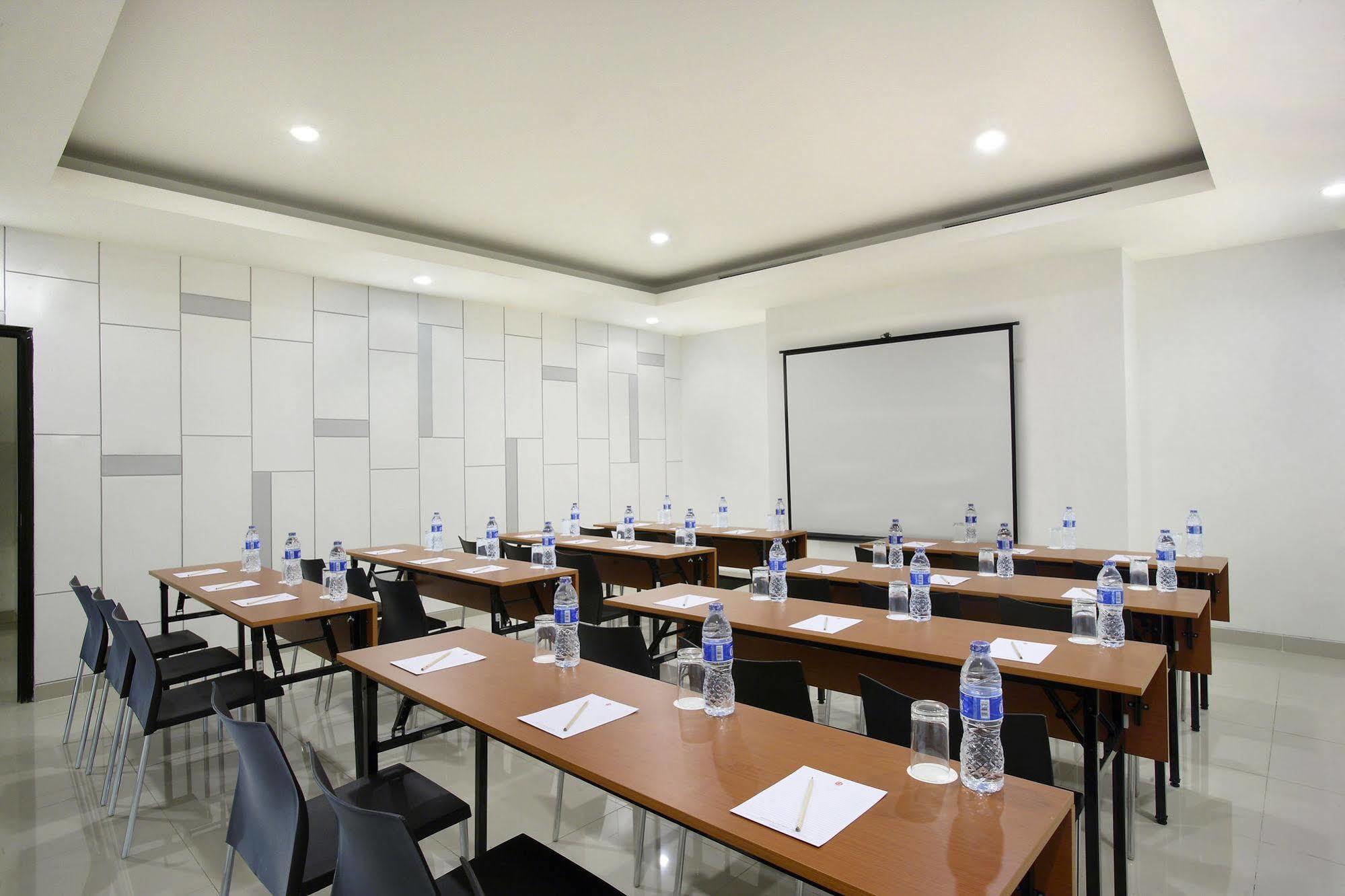 Amaris Hotel Dr. Susilo Grogol Cakarta Dış mekan fotoğraf